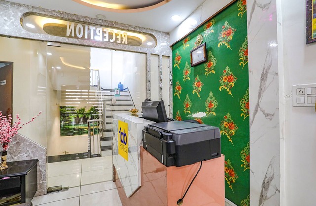 Fabhotel Dhruva