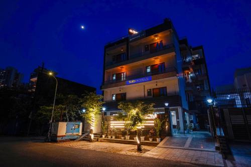 FabHotel Divine & Banquet