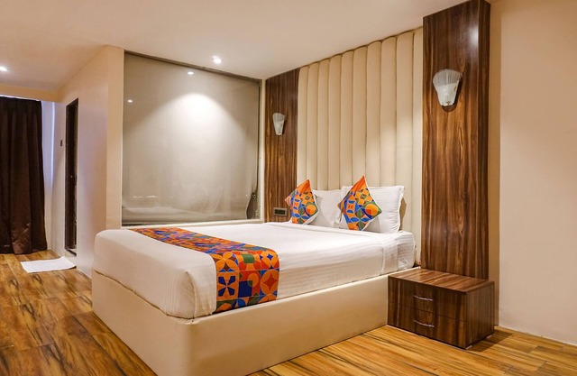 Fabhotel Dreams Inn