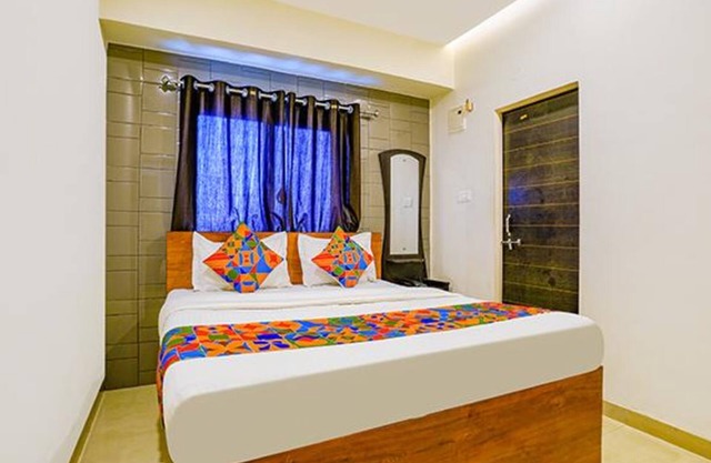 Fabhotel Dwarka Lodging & Boarding