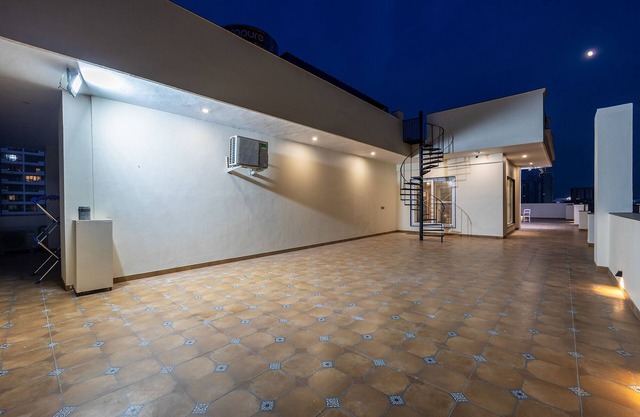 Fabhotel Exotica Avenue