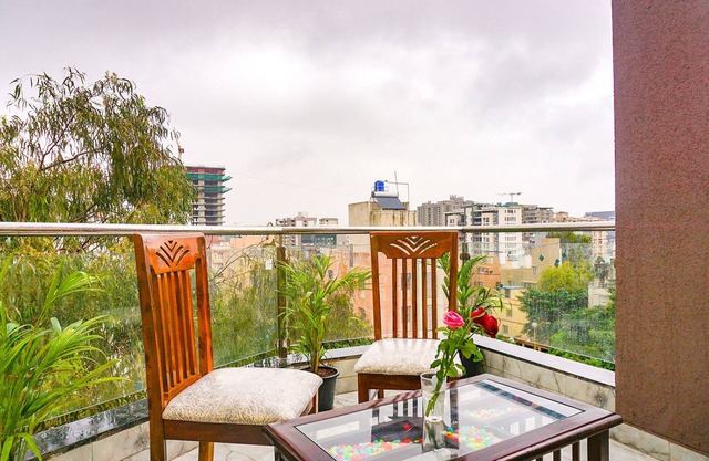 Fabhotel Falcon Executive