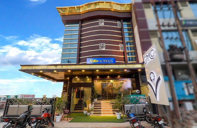 Fabhotel Gmc Grand