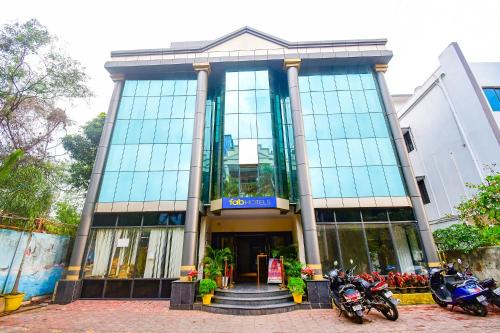FabHotel Greenland Grand - Nr Kalinga Stadium