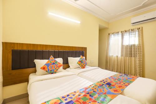 FabHotel GT Galaxy Park - Nr Express Avenue Mall, Royapettah
