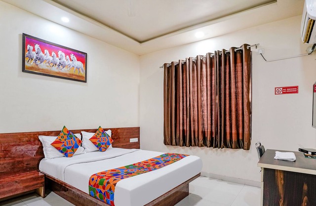 Fabhotel Himalay Guest House