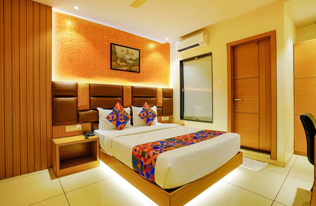 Fabhotel Hindustan Residency