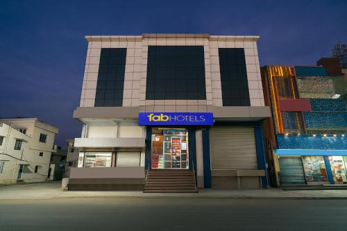 FabHotel Indian Suites - Old Madras Rd