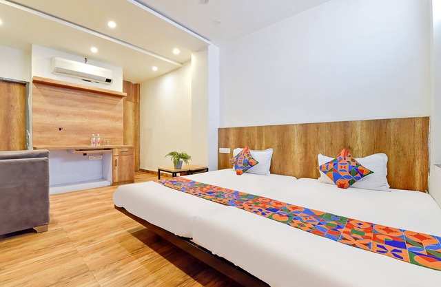 FabHotel Indian Tulip