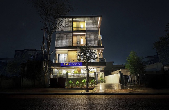 Fabhotel Inn Of Joy