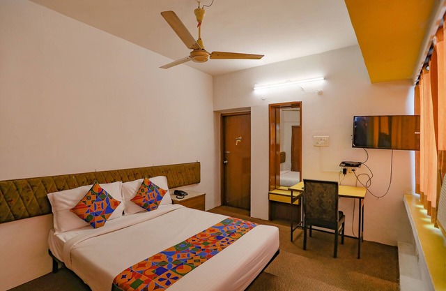 Fabhotel Jaipur Emerald