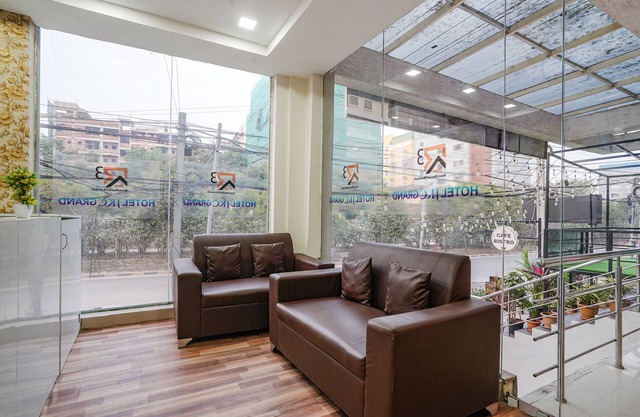 Fabhotel Jkc Grand