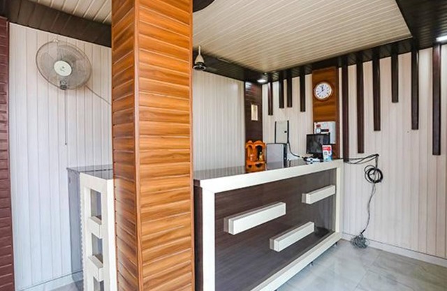 Fabhotel Jms Residency