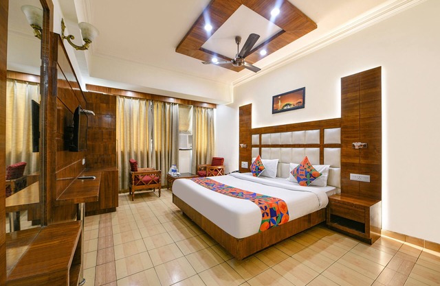 FabHotel Joy 35
