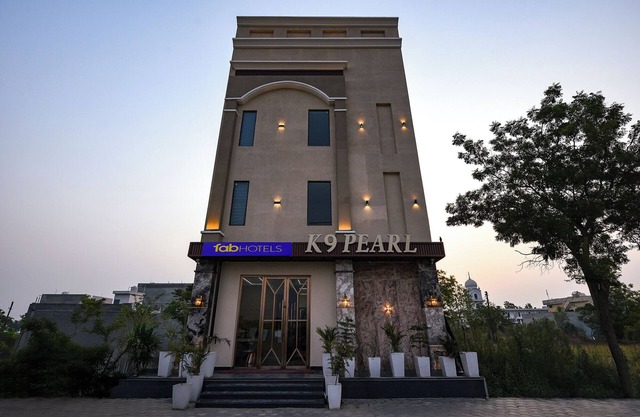 Fabhotel K9 Pearl