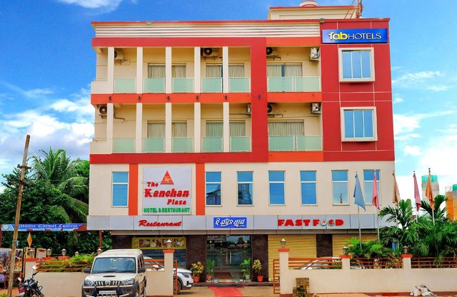 FabHotel Kanchan Plaza