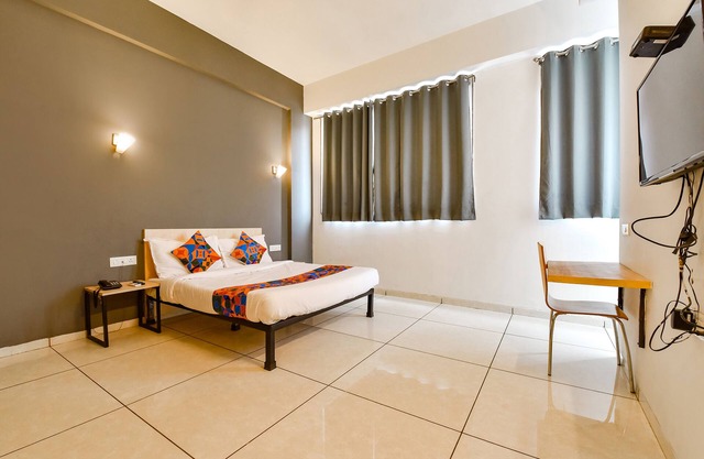 Fabhotel Kaviya