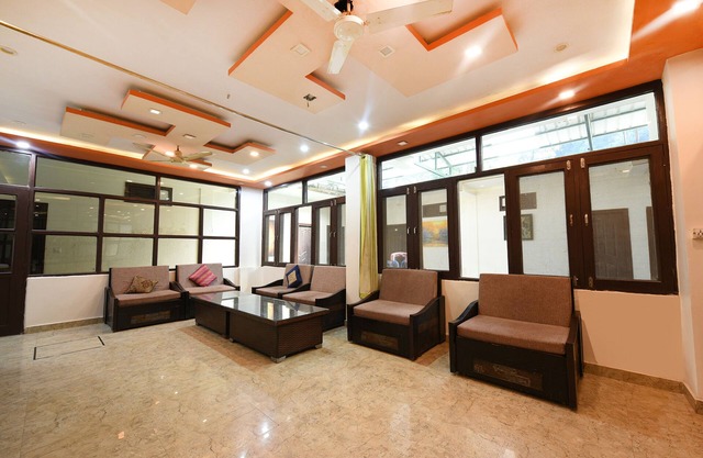 Fabhotel Kempty Lake Resort