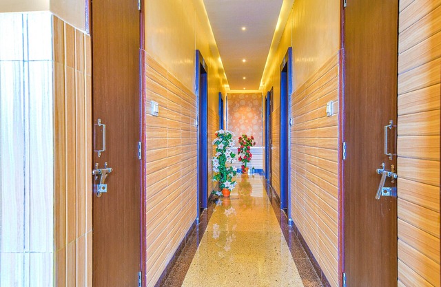Fabhotel Lotus