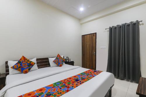 FabHotel Lucknow Inn