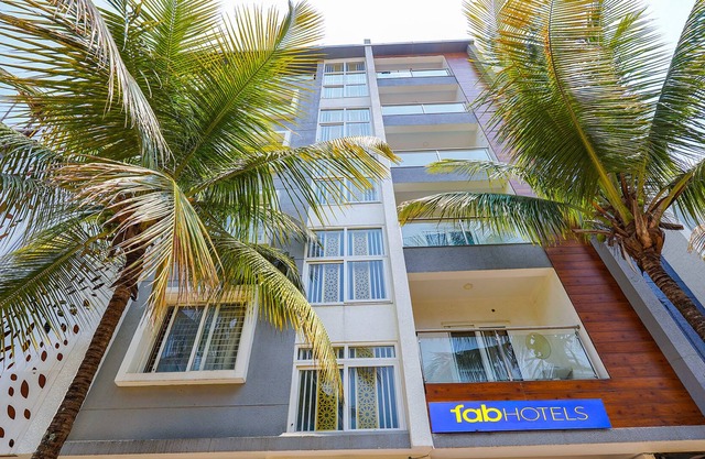 Fabhotel Om Residency