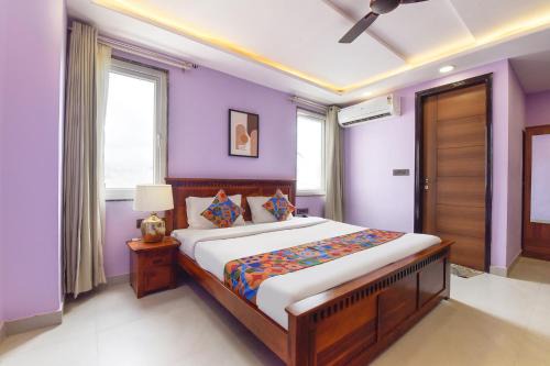 FabHotel Pink Palace Raja Park