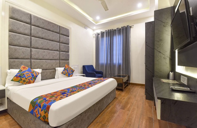 FabHotel Prime AV Royale