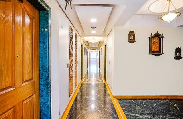 Fabhotel Prime Ge International