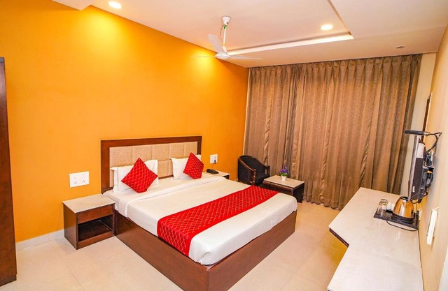 FabHotel Prime Manor