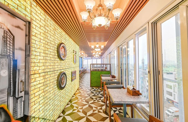 Fabhotel Prime Middleton