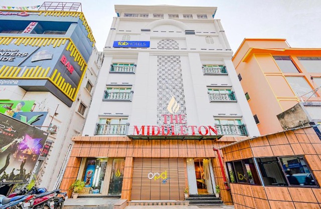 FabHotel Prime Middleton - Nr Niladri Vihar Square