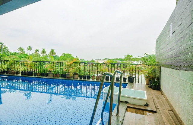 FabHotel Prime PAS Resorts