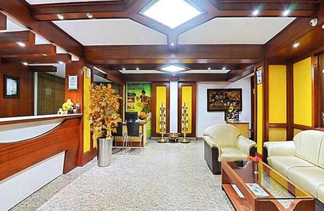 Fabhotel Prime Ponmari Residency
