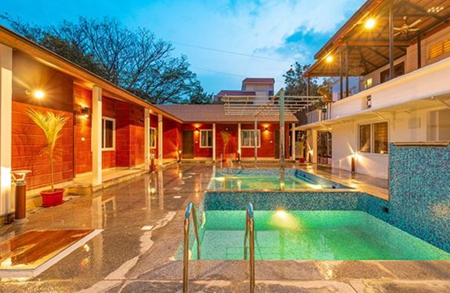 FabHotel Prime Seasons Suites HBR