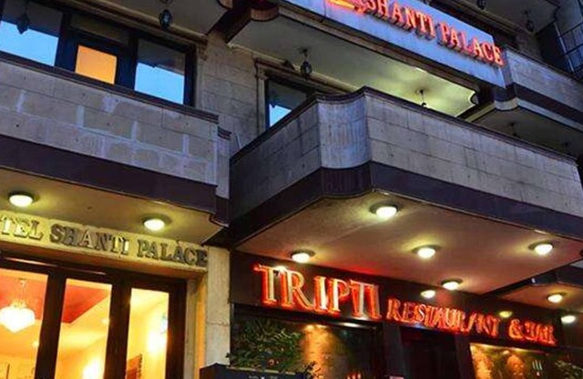 Fabhotel Prime Shanti Palace