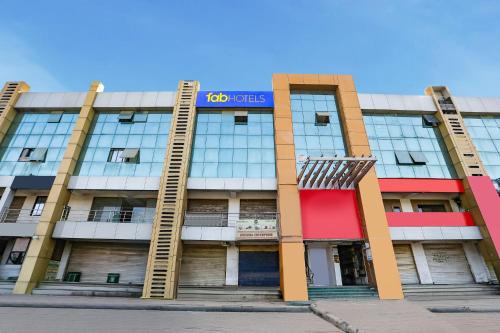 FabHotel Raj Villa - Nr Tri mandir