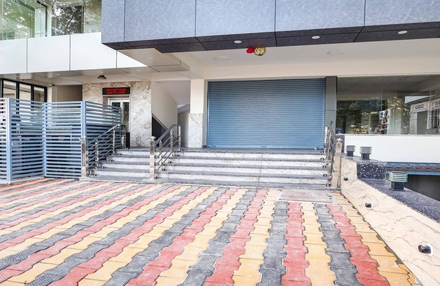 FabHotel Redmoon Suites - Near Brookefield / Marathahalli Bridge