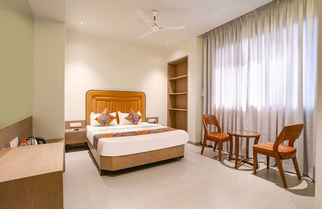 Fabhotel Regency