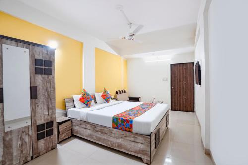 FabHotel Relax - opp Hotel Leela