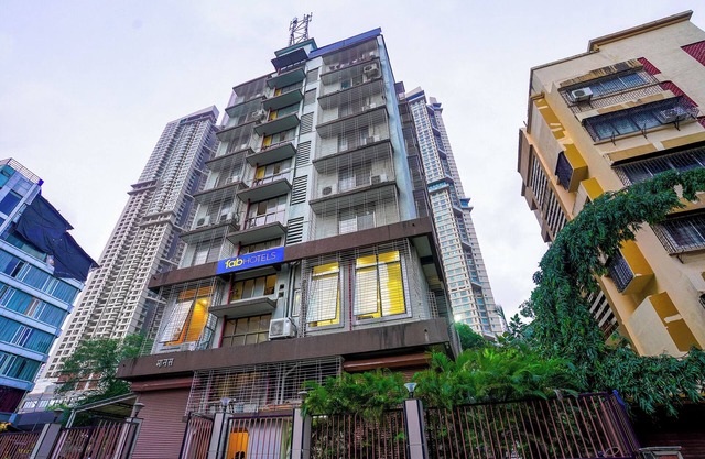 FabHotel Rio House Apartment