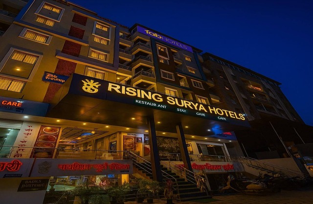 Fabhotel Rising Surya