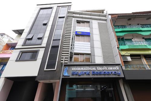 FabHotel RKH Skyline Residency