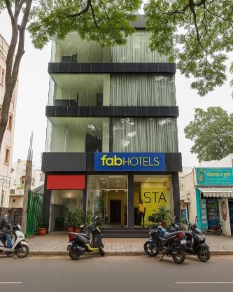 FabHotel RLV Green Palace - Nr Kengeri Satellite Town