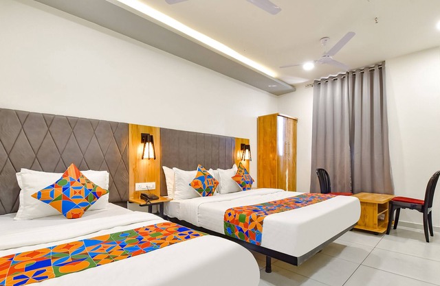 Fabhotel Royal City