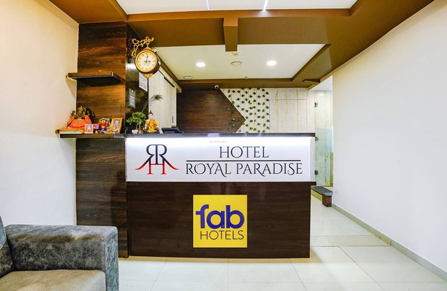 Fabhotel Royal Paradise