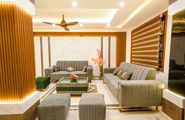 Fabhotel Royale Basant Residency