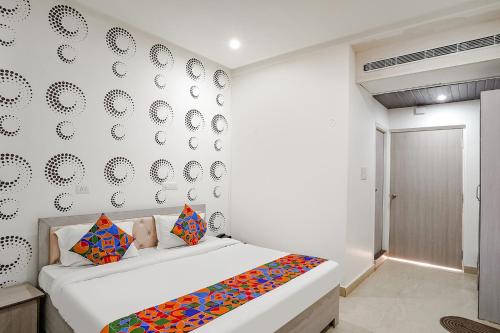 FabHotel Samriddhi