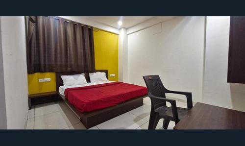 FabHotel Samudra Executive - Nr Solapur Highway