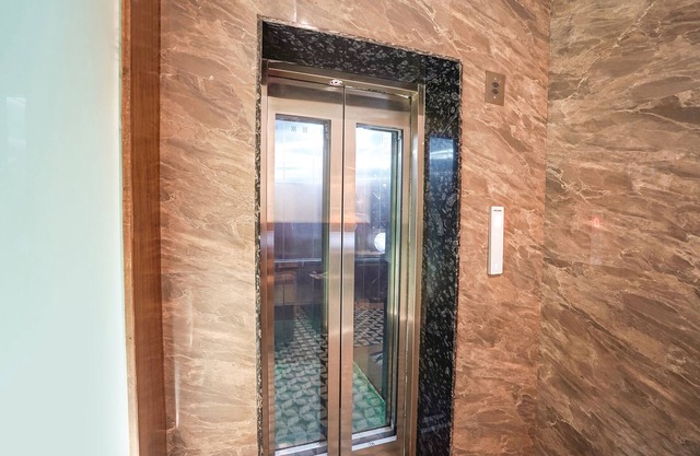 Fabhotel Sarja Sky
