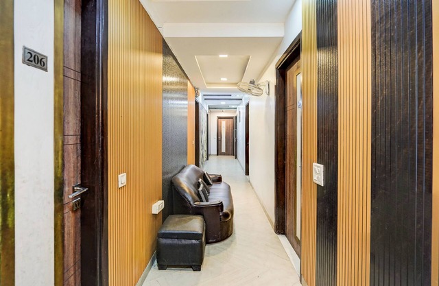 Fabhotel Season Grand